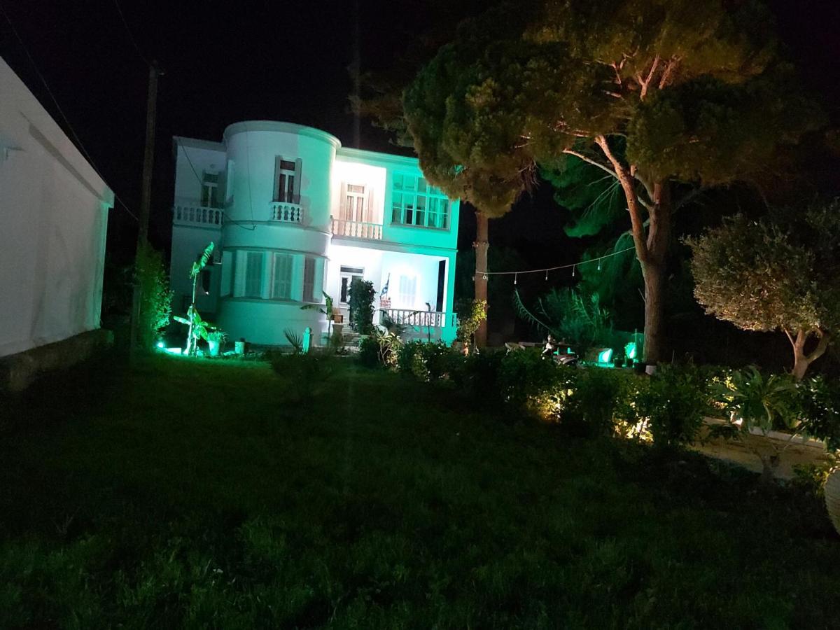 Tower Traditional Pool Villa Kremastí المظهر الخارجي الصورة