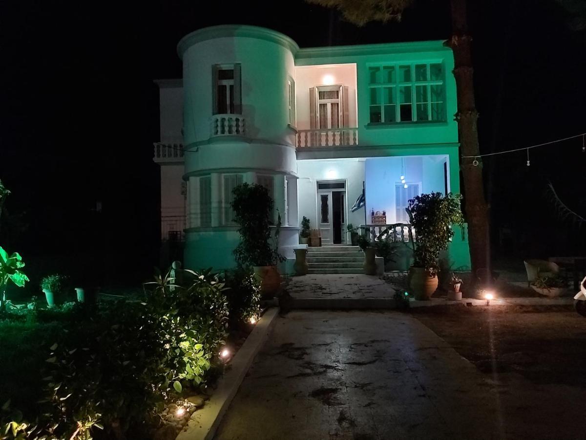 Tower Traditional Pool Villa Kremastí المظهر الخارجي الصورة