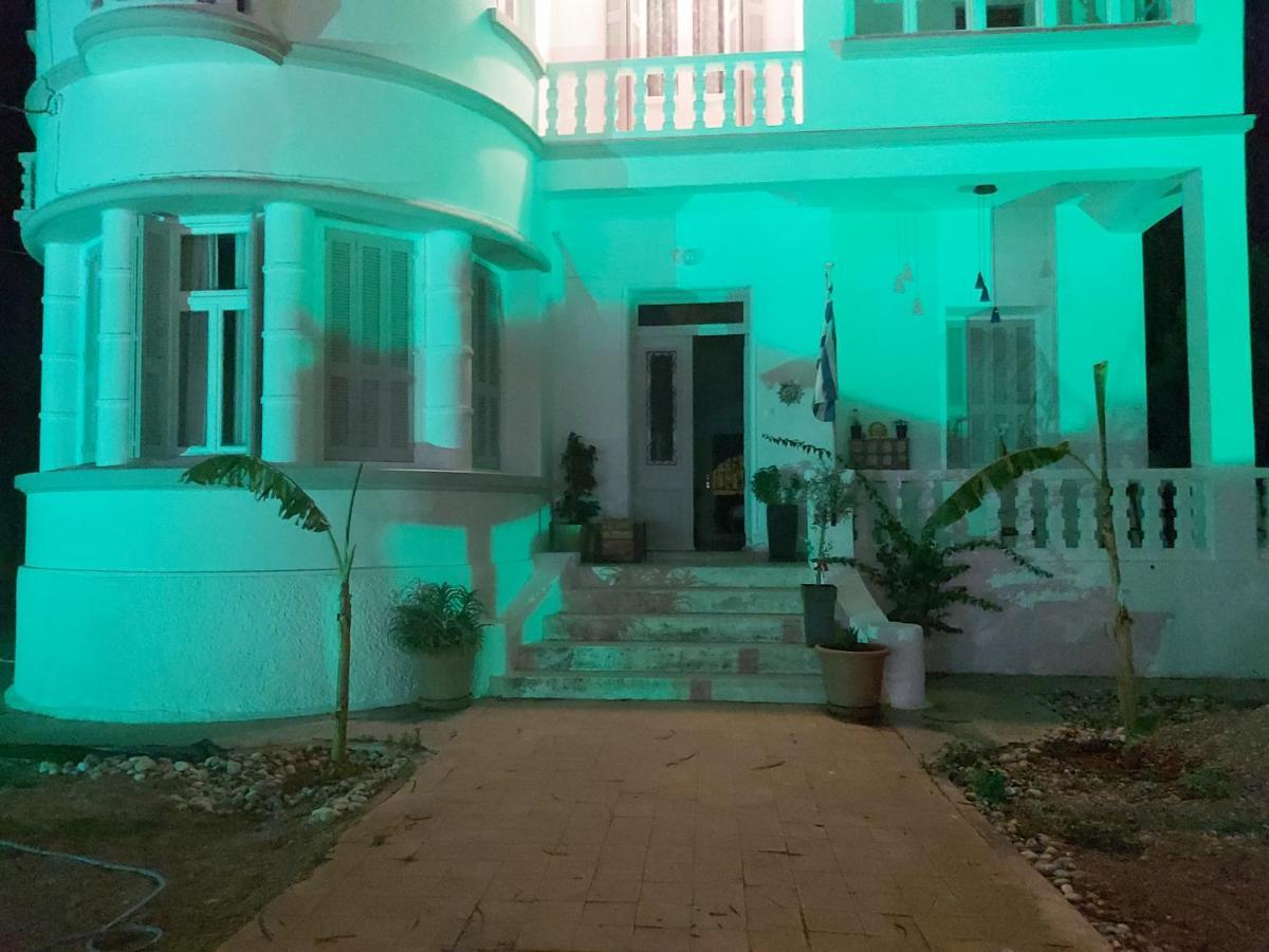 Tower Traditional Pool Villa Kremastí المظهر الخارجي الصورة