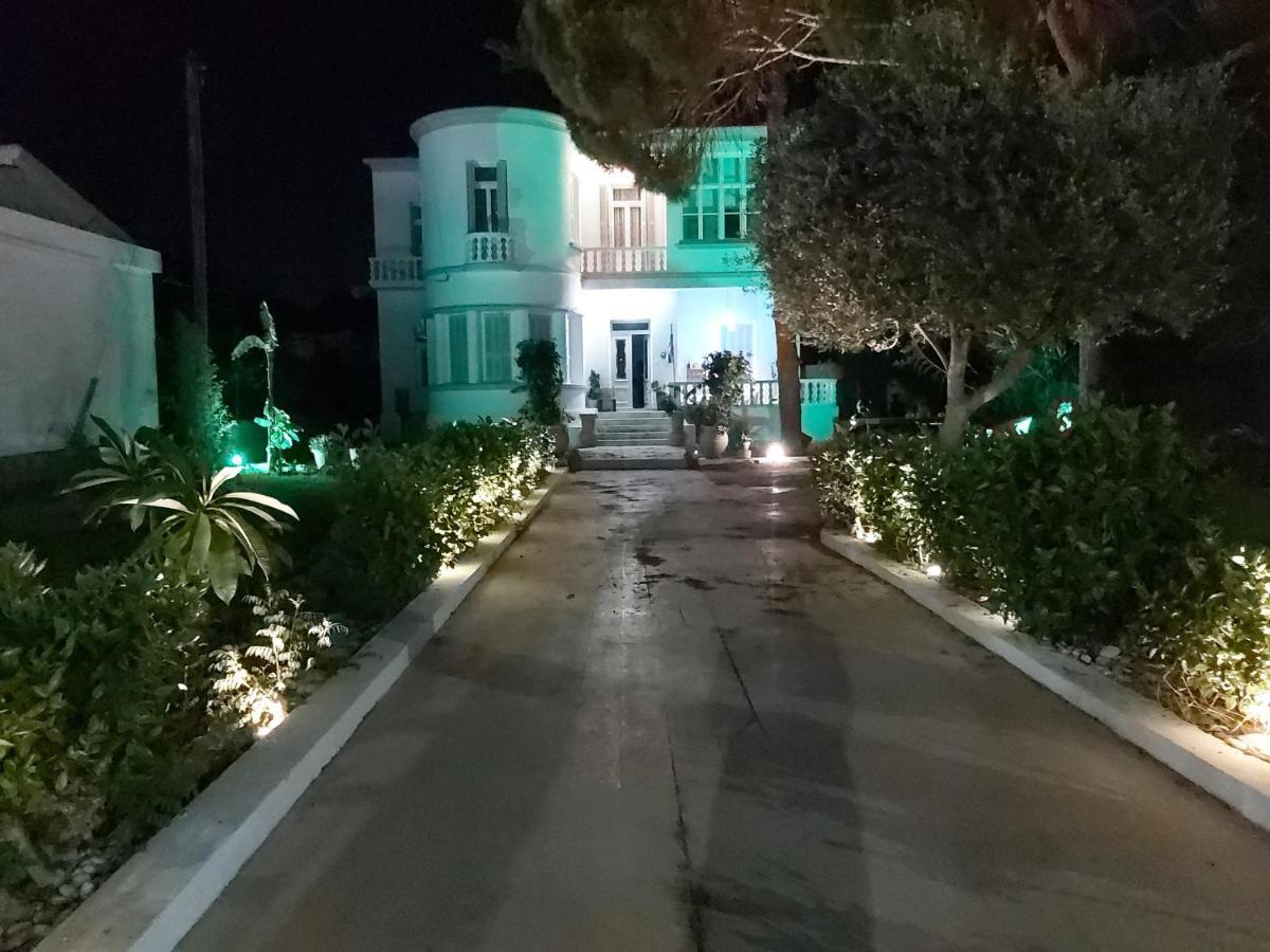Tower Traditional Pool Villa Kremastí المظهر الخارجي الصورة