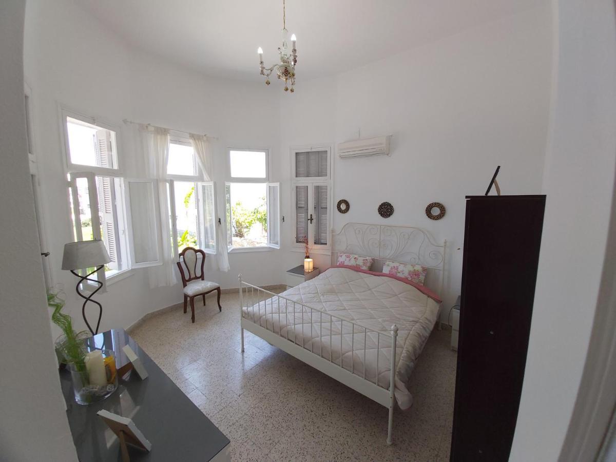 Tower Traditional Pool Villa Kremastí المظهر الخارجي الصورة