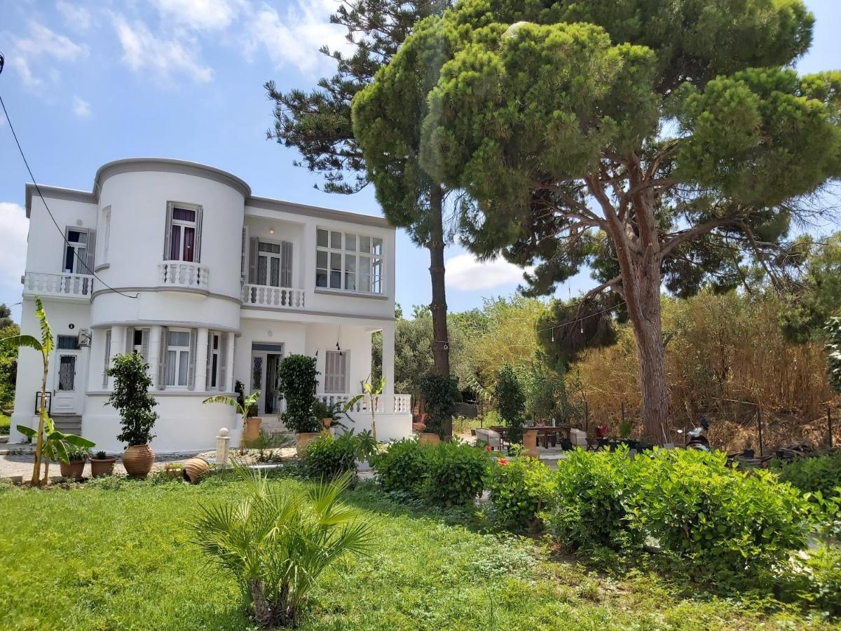Tower Traditional Pool Villa Kremastí المظهر الخارجي الصورة