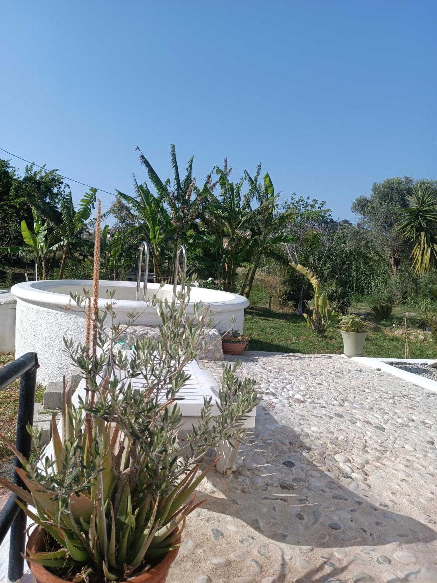 Tower Traditional Pool Villa Kremastí المظهر الخارجي الصورة